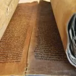 Communication - Scrolls